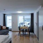 Zentrale Innenstadt-wohnung Apartment *